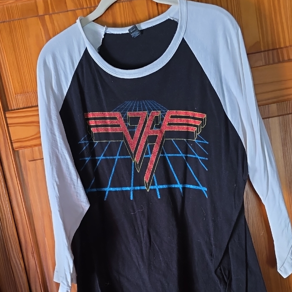 NWOT VAN HALEN Black and White Raglan Tee